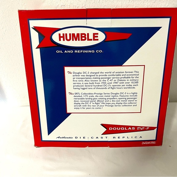 Ertl Coll. Humble Oil/Refining Co Douglas DC3 Dakota 1:72 Scale Boxed Vintage - Picture 5 of 7